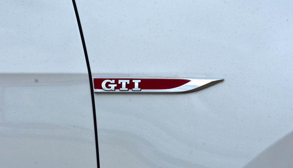 2017 Volkswagen Golf GTI Sport