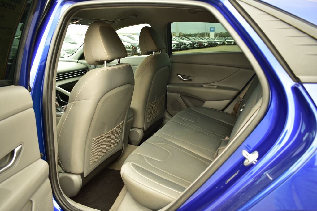 2022 Hyundai Elantra SEL
