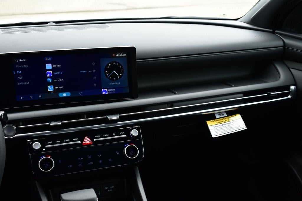 2025 Hyundai Santa Cruz SEL Activity