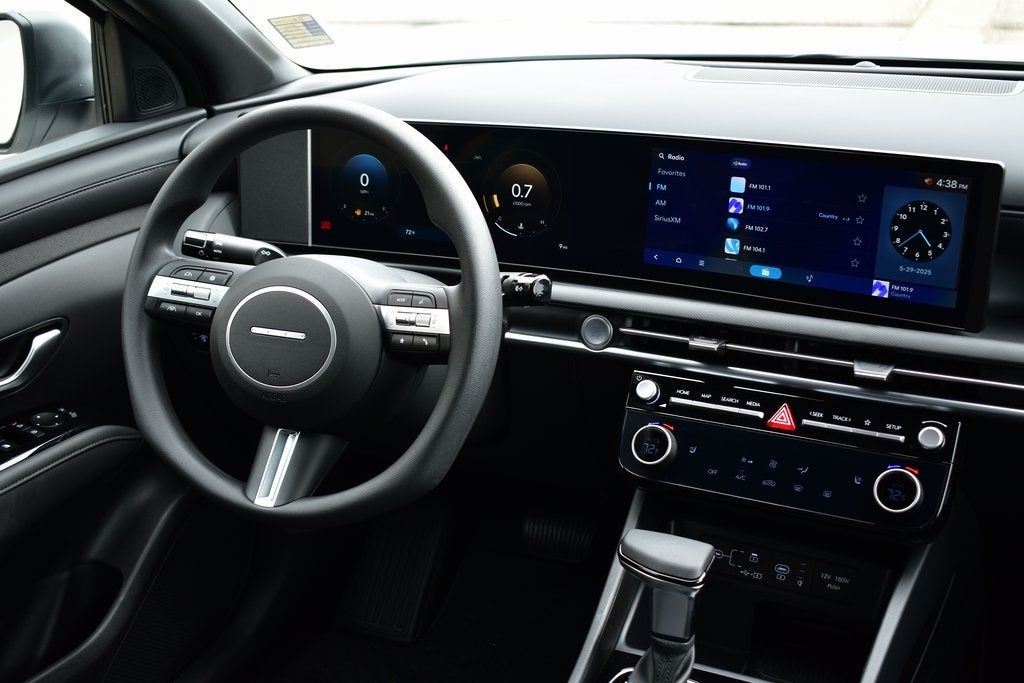 2025 Hyundai Santa Cruz SEL Activity