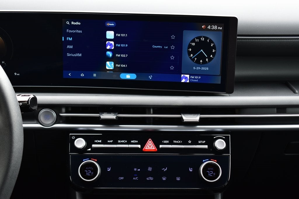 2025 Hyundai Santa Cruz SEL Activity