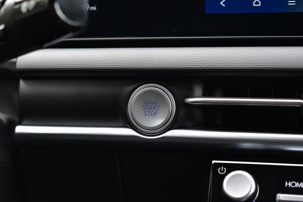 2025 Hyundai Santa Cruz SEL Activity