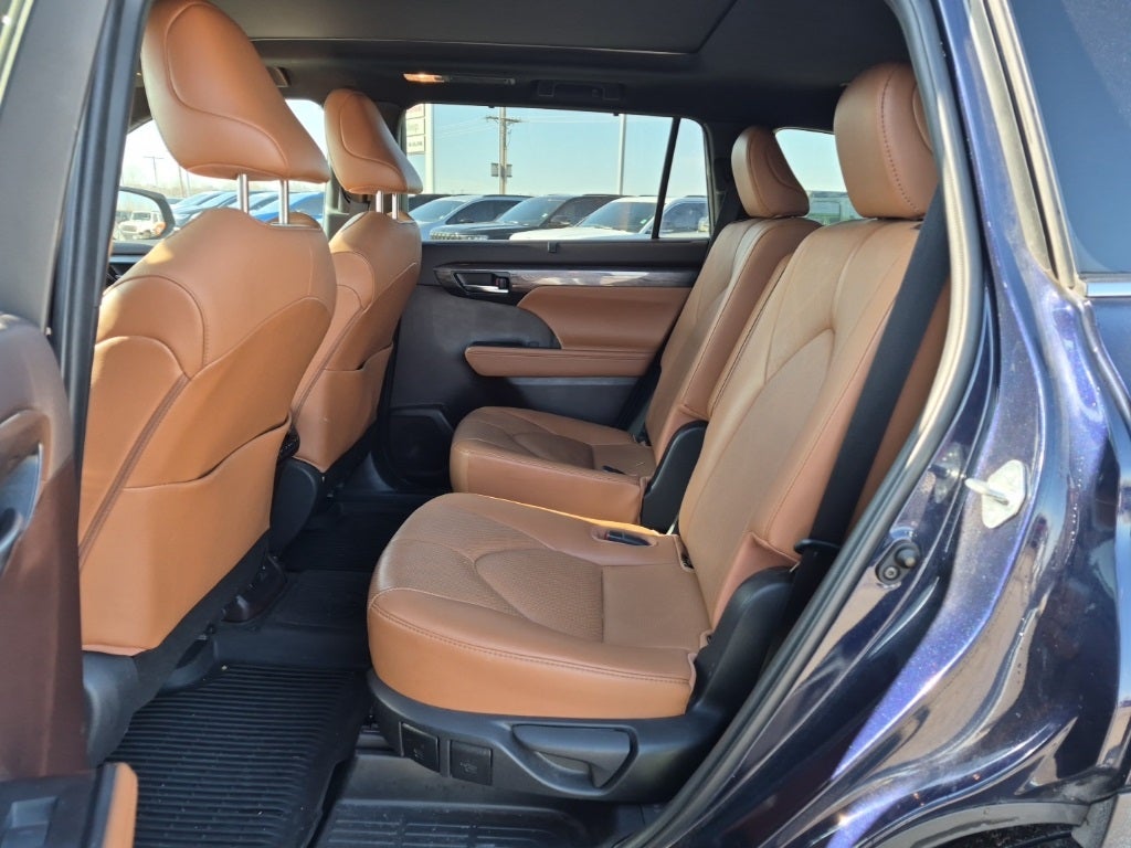 2021 Toyota Highlander Platinum AWD