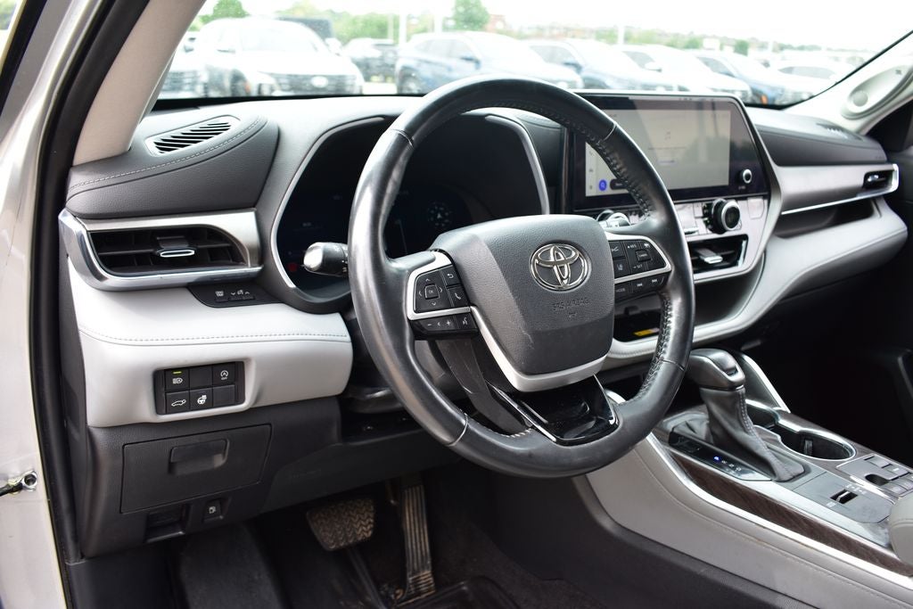 2023 Toyota Highlander Limited