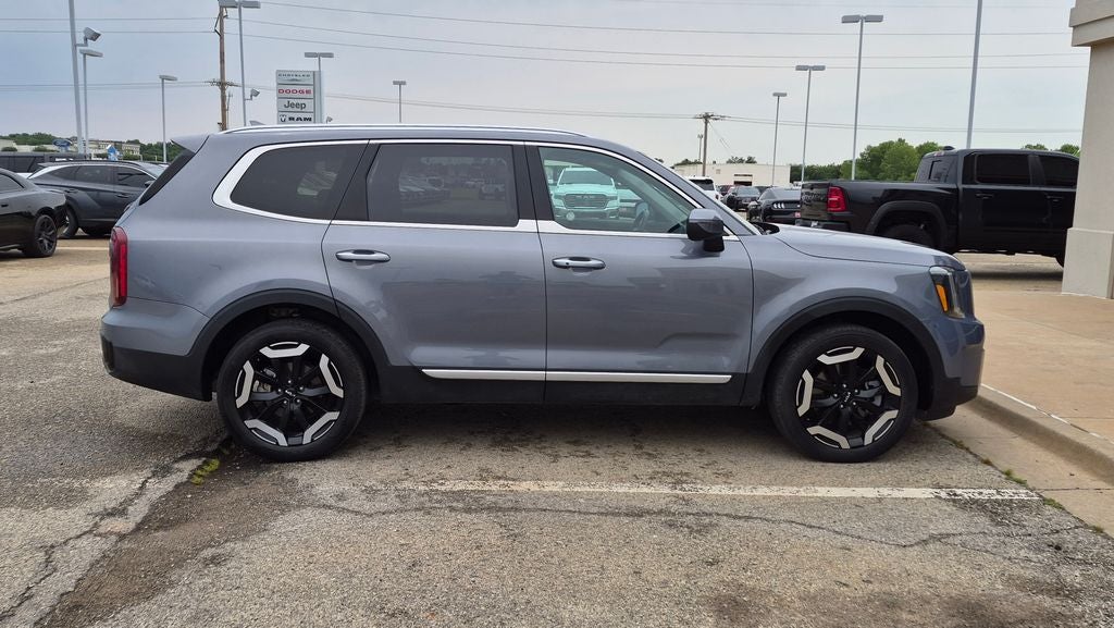 2025 Kia Telluride S
