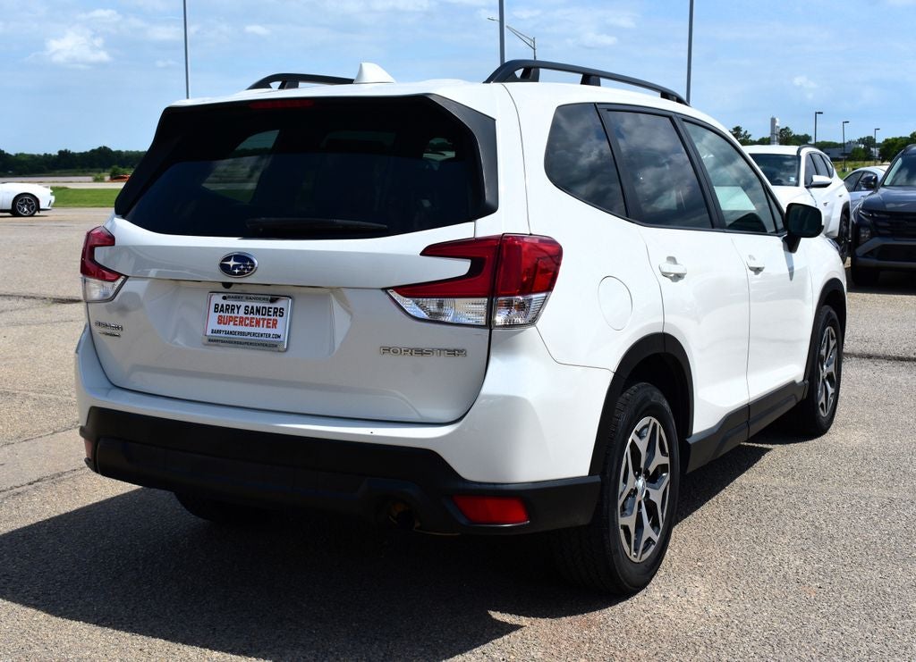 2022 Subaru Forester Premium