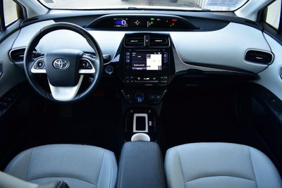 2017 Toyota Prius Four Touring