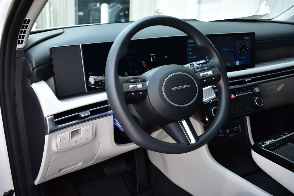 2026 Hyundai Tucson Hybrid Blue SE