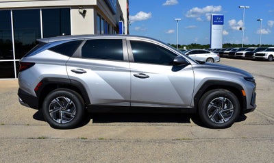 2026 Hyundai Tucson Hybrid Blue SE