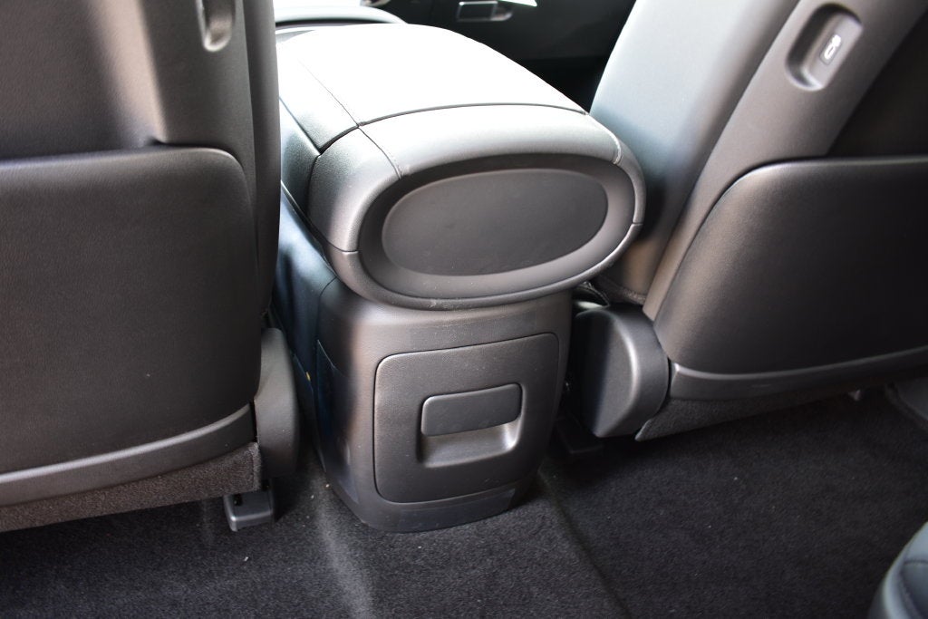 2027 Hyundai Palisade Hybrid Blue SEL Premium 7 Passenger