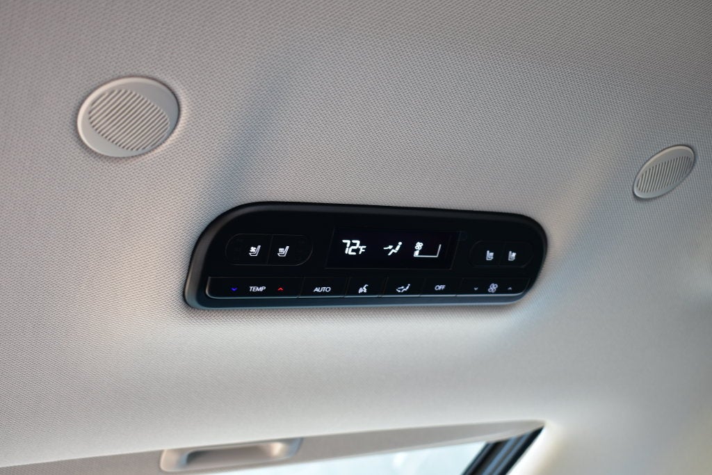 2027 Hyundai Palisade Hybrid Blue SEL Premium 7 Passenger