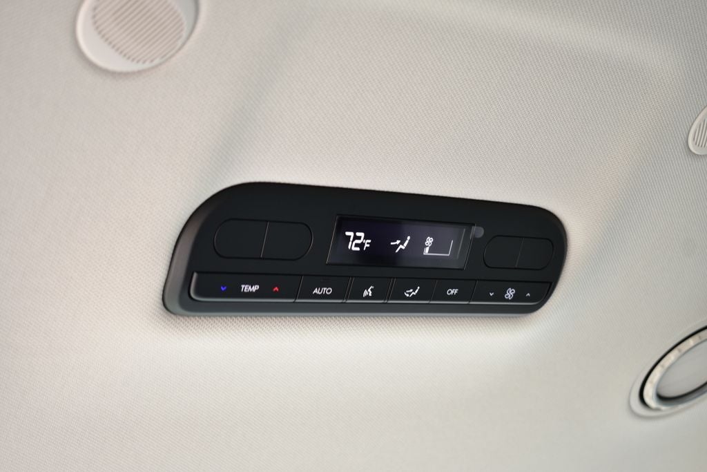 2026 Hyundai Palisade Hybrid Blue SEL 7 Passenger