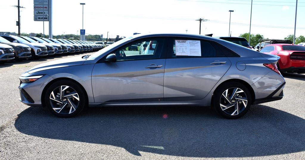 2025 Hyundai Elantra SEL Sport