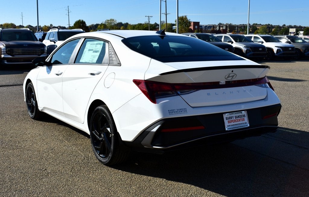 2026 Hyundai Elantra SEL Sport