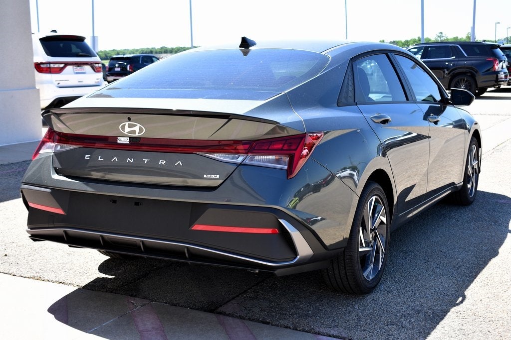 2025 Hyundai Elantra Hybrid SEL Sport