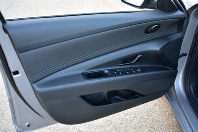 2025 Hyundai Elantra Hybrid SEL Sport