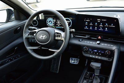 2025 Hyundai Elantra Hybrid SEL Sport