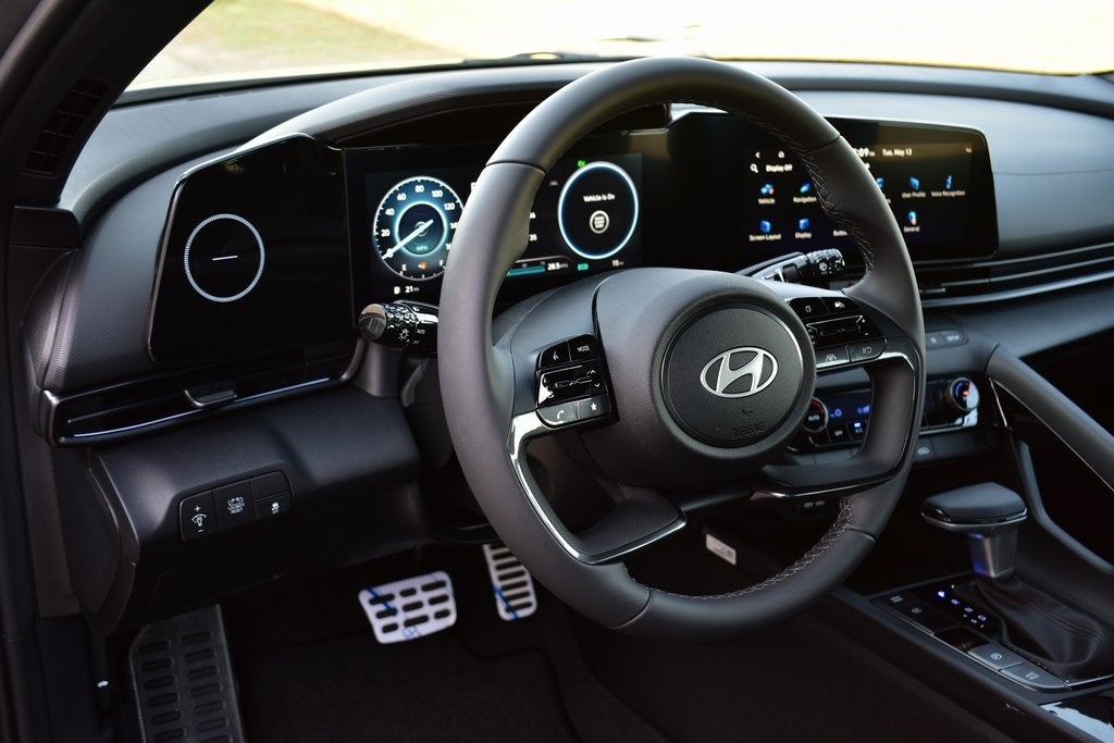 2025 Hyundai Elantra Hybrid SEL Sport