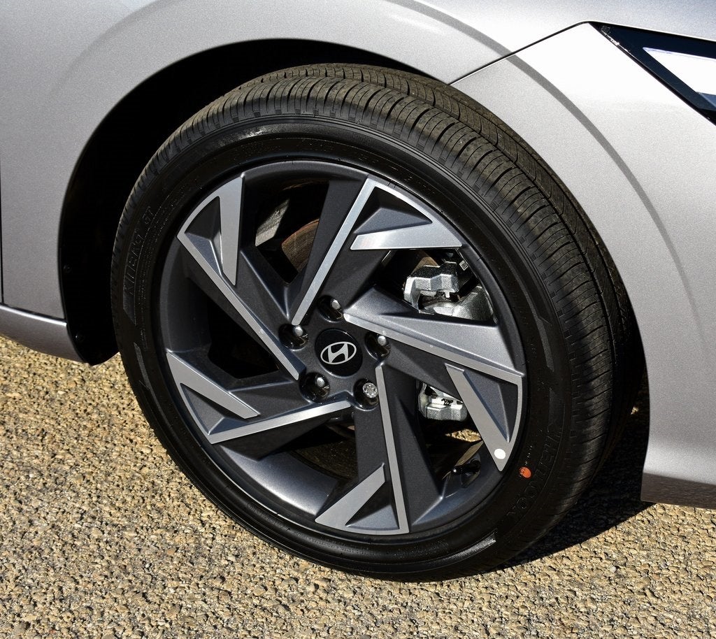 2025 Hyundai Elantra Hybrid SEL Sport