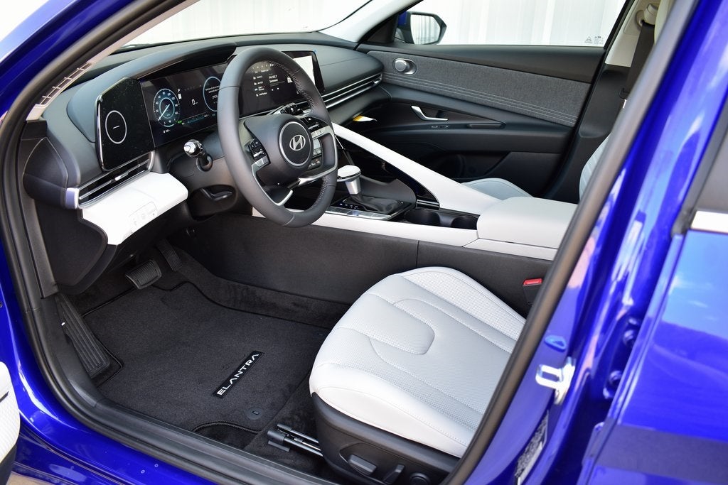 2025 Hyundai Elantra Hybrid Limited