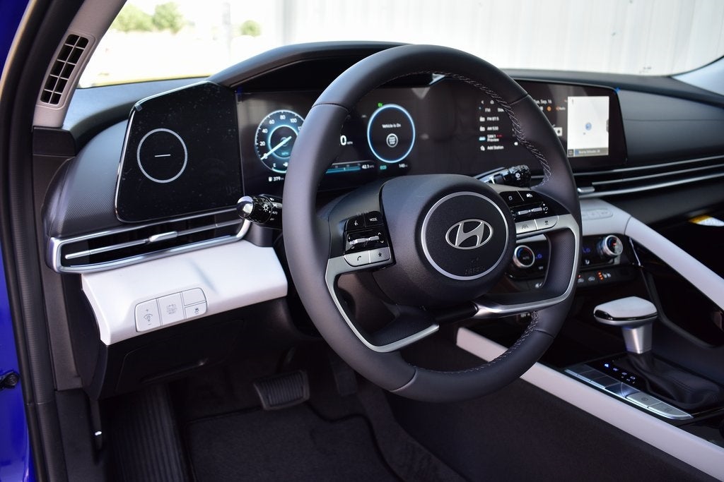 2025 Hyundai Elantra Hybrid Limited