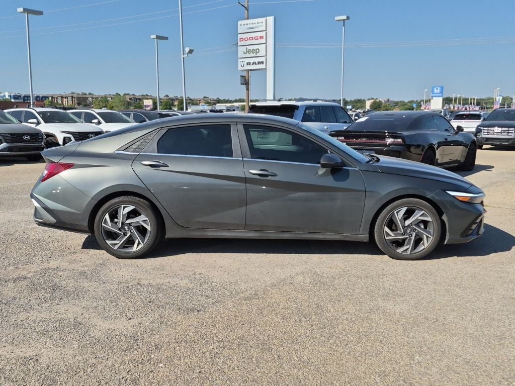 2025 Hyundai Elantra Limited