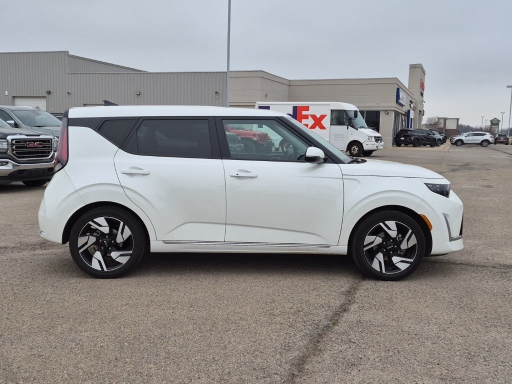 2023 Kia Soul GT-Line