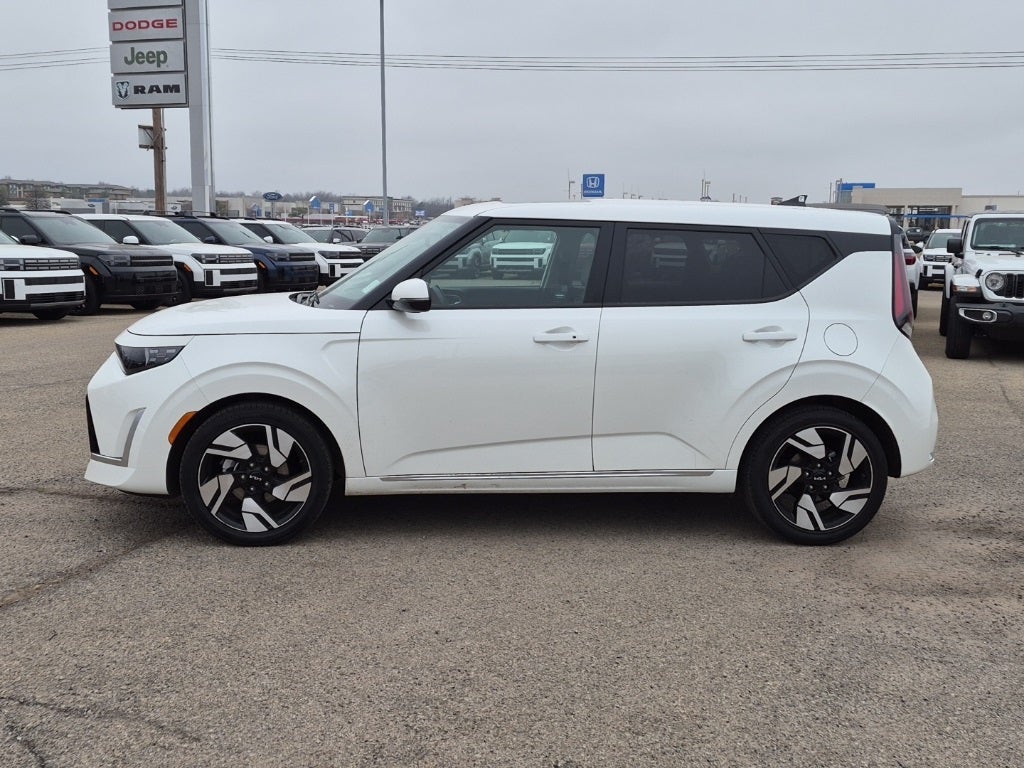2023 Kia Soul GT-Line