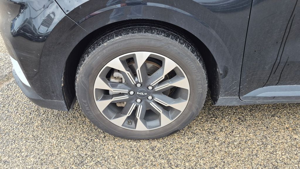 2024 Kia Carnival EX