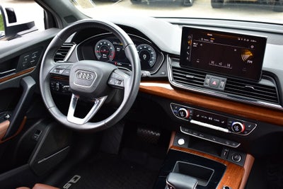 2023 Audi Q5 45 S line Premium quattro