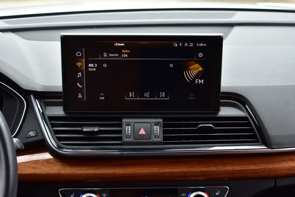 2023 Audi Q5 45 S line Premium quattro