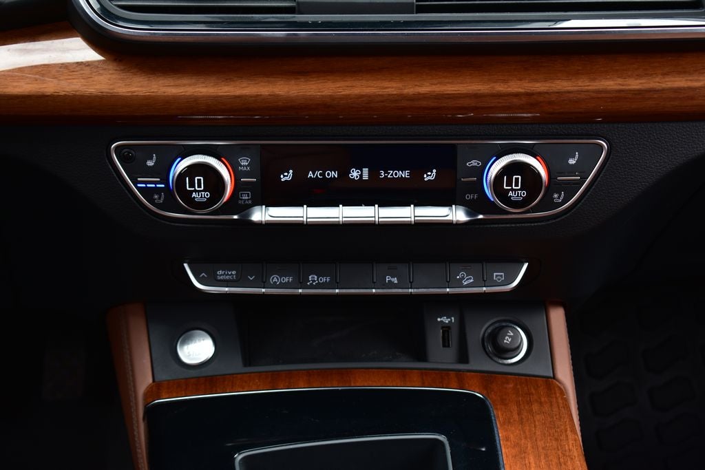 2023 Audi Q5 45 S line Premium quattro