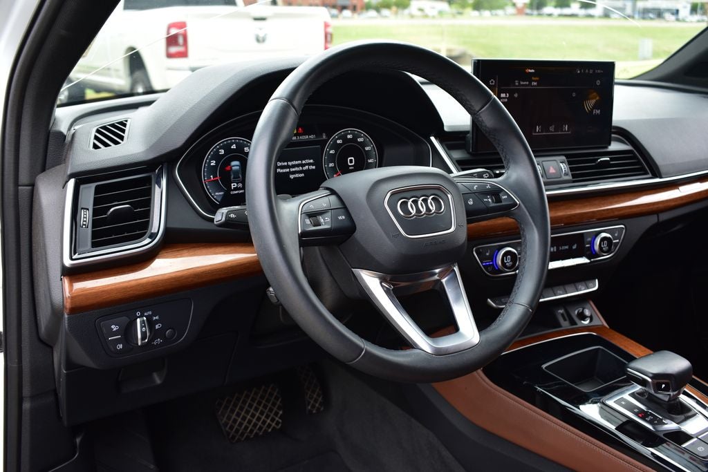 2023 Audi Q5 45 S line Premium quattro