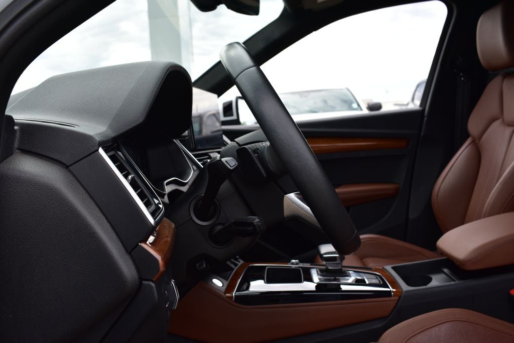 2023 Audi Q5 45 S line Premium quattro