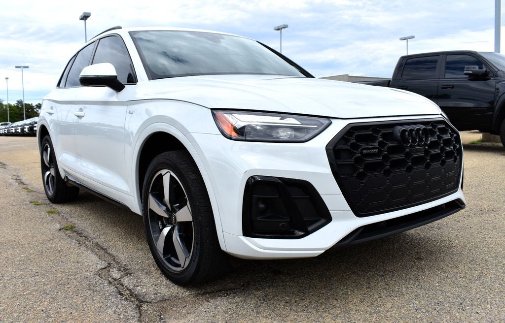 2023 Audi Q5 45 S line Premium quattro