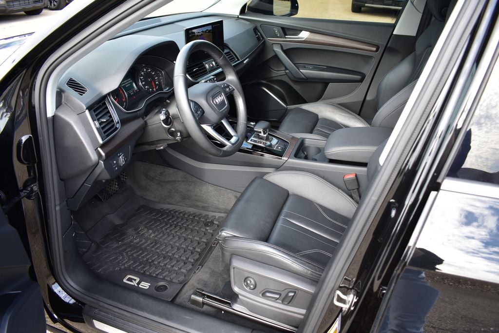 2024 Audi Q5 45 S line Premium quattro