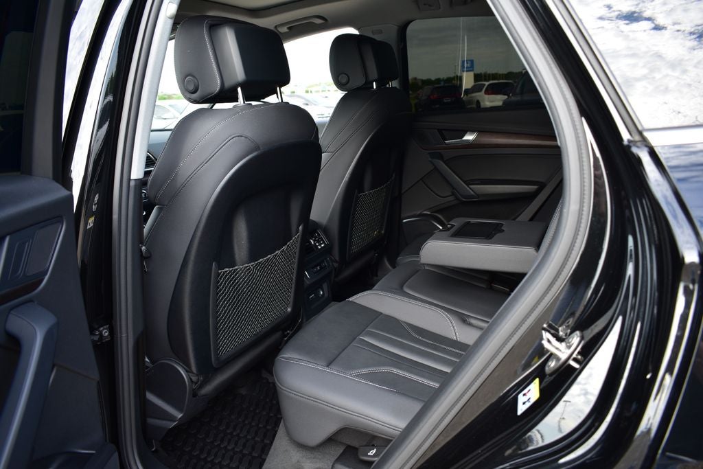 2024 Audi Q5 45 S line Premium quattro