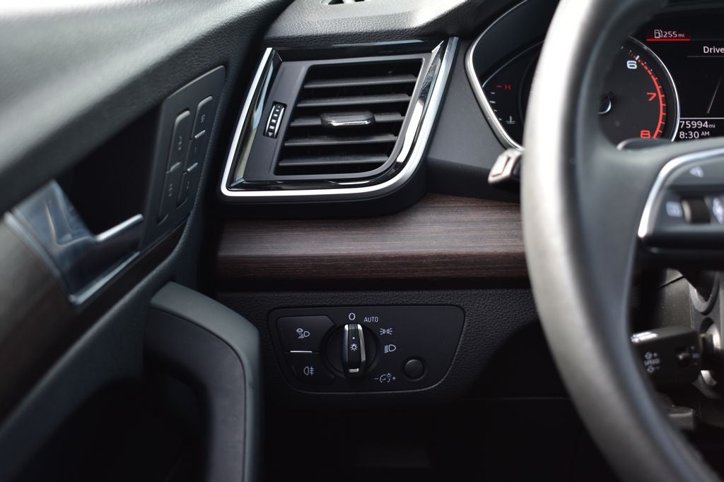 2024 Audi Q5 45 S line Premium quattro