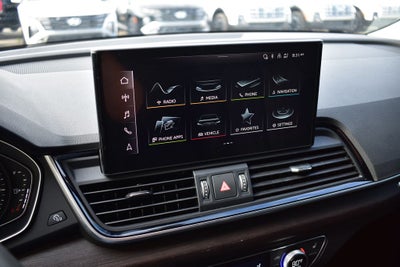 2024 Audi Q5 45 S line Premium quattro