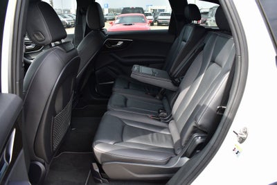 2025 Audi Q7 55 Premium Plus quattro