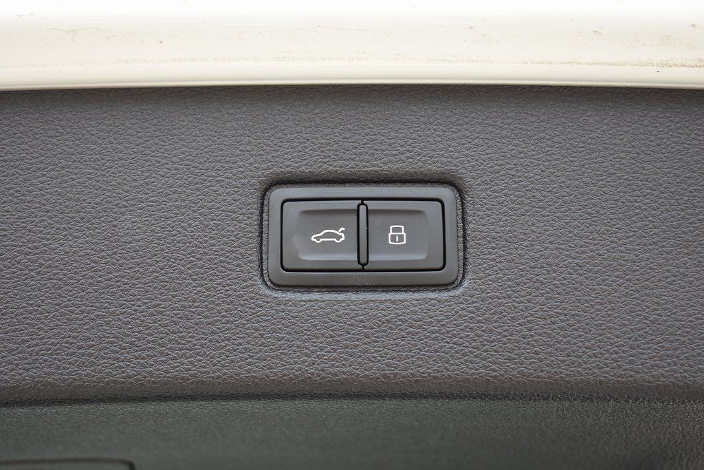 2025 Audi Q7 55 Premium Plus quattro