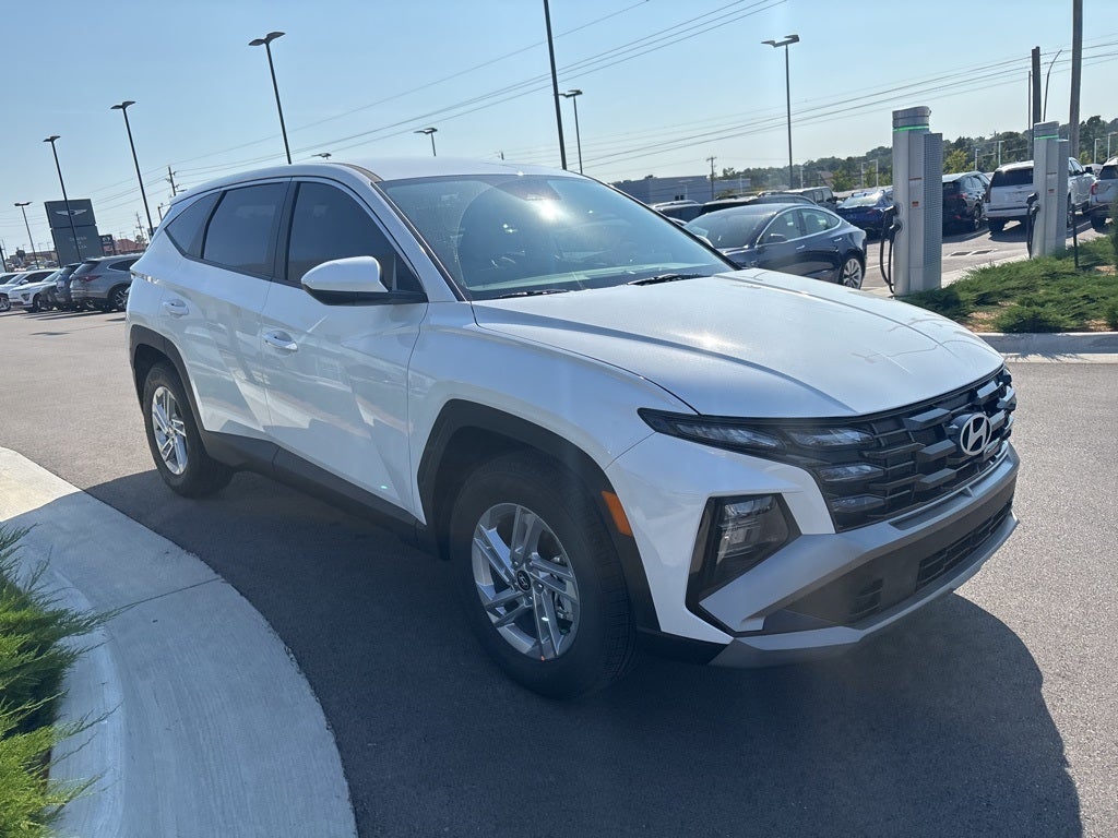 2026 Hyundai Tucson SE FWD