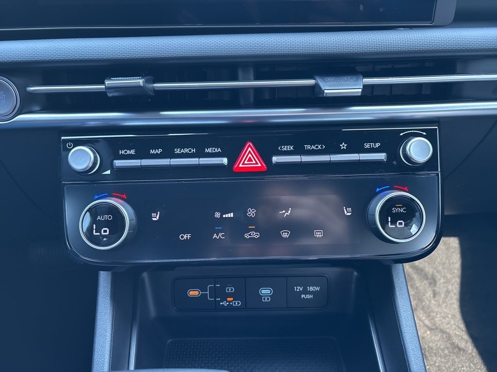 2026 Hyundai Santa Cruz SEL FWD