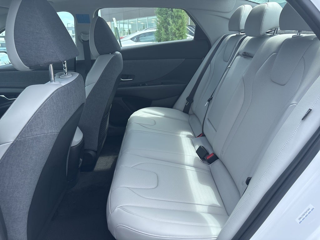 2025 Hyundai Elantra Hybrid Limited